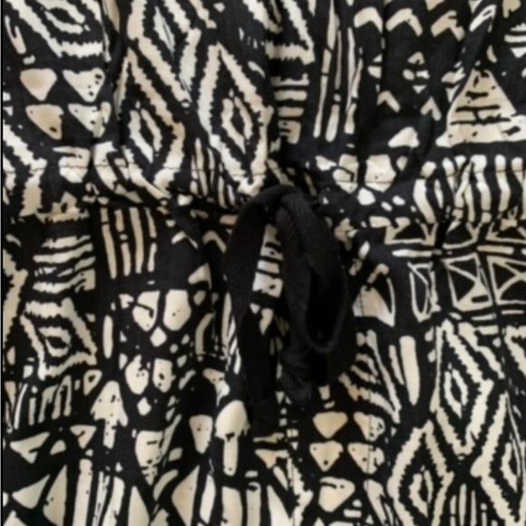 🤍Lei Junior’s/Girls One Piece Overall Shorts/Romper NWOT Size XL - Picture 3 of 6